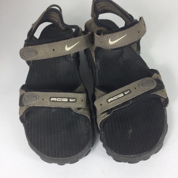 nike open toe sandals